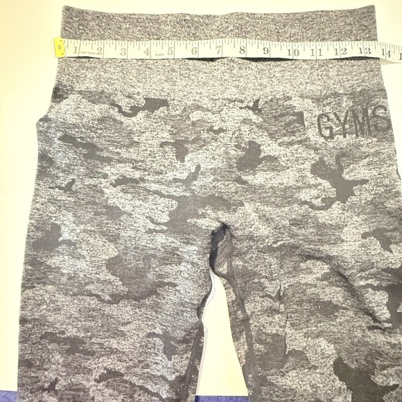 Gymshark Camo Seamless Leggings - Black - Picture 7 of 9